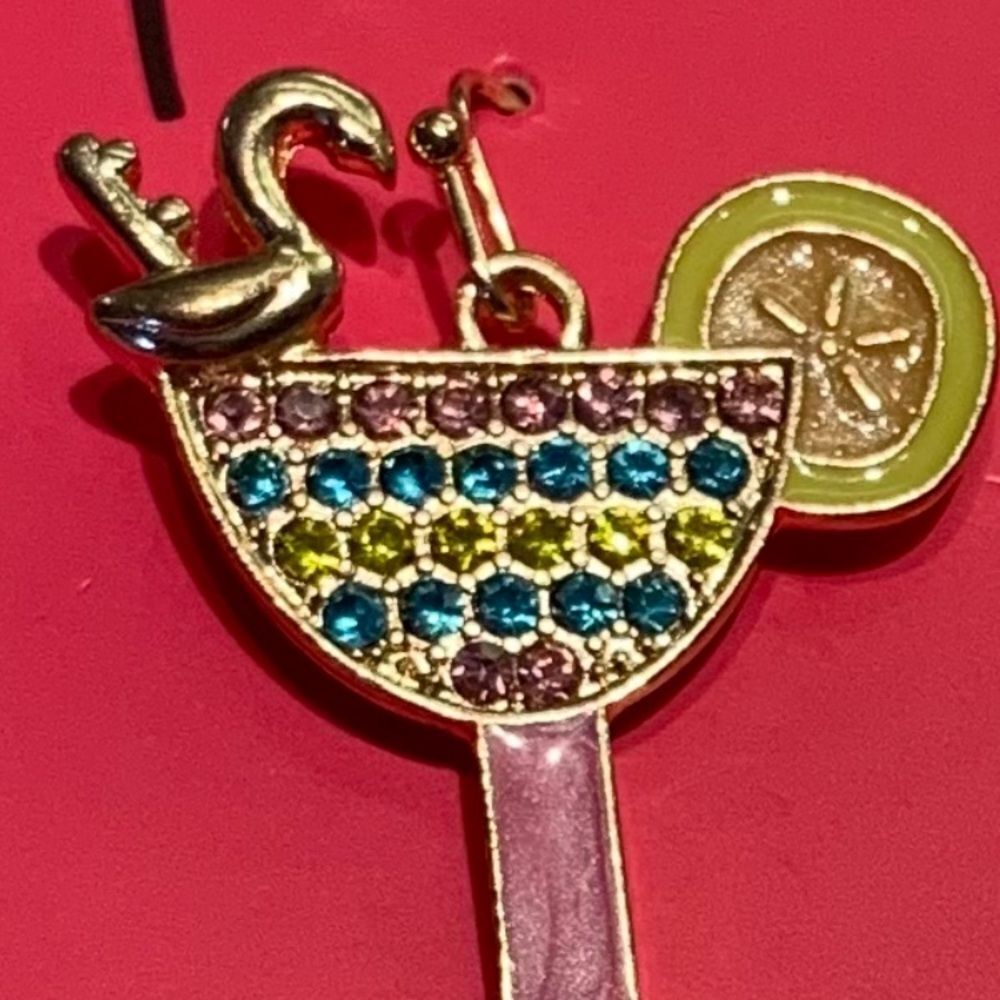 Fun & Sun Cocktail Earrings - Picture 3 of 4